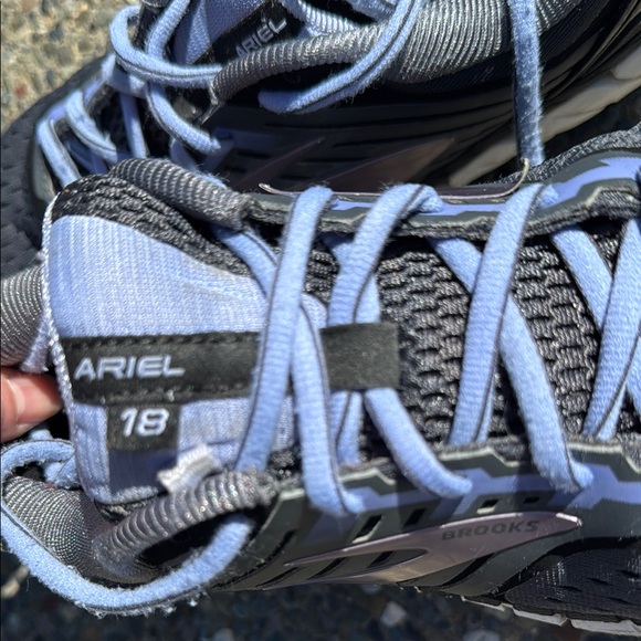 Brooks Ariel 18 Charcoal Athletic Shoes Size 11 - Picture 8 of 9